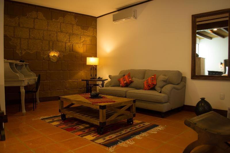 Casa de Adobe Gallery & Luxury Boutique Oaxaca Habitación foto